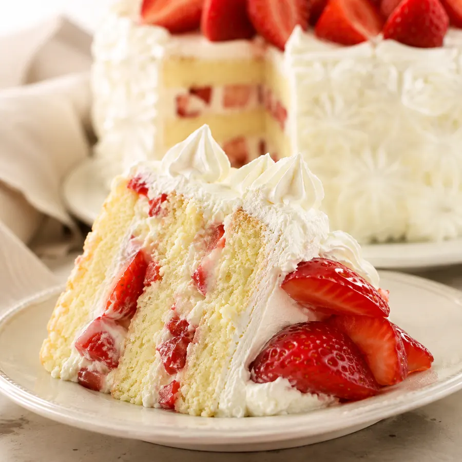 Torta Ninho C/ Morango Fatia 100g
